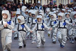 Danas Korzom vladaju šarene maškarice