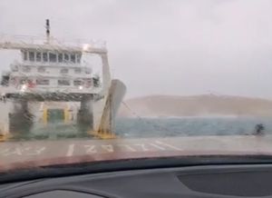 VIDEO Zaglavio na Rabu: "Rijetko se dogodi da Rapska plovidba ne obavi barem jednu liniju s kopnom"