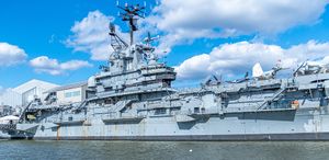 FOTO Brazil potopio stari zahrđali nosač zrakoplova u Atlantiku