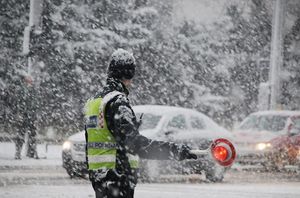 SNJEŽNO NEVRIJEME Ravnateljstvo policije angažiralo maksimalan broj policijskih snaga