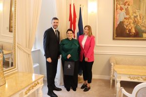 Gradonačelnik Dubrovnika primio Katiju Guljelmović, nagrađivanu suradnicu Morskog HR