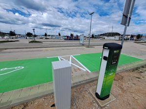 Murter dobio punionicu za električna vozila