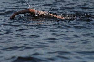 Rus pokušao preplivati od Krima do luke Odesa - Osuđen na šest godina zatvora