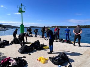 Više od 50 ronioca očistilo more kod Rogoznice