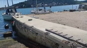 Dio ilegalne marine u Tisnom zbog koje je Nikola Pavić svježe kažnjen