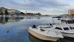 Krao gorivo i bokobrane s brodova - Zadarska policija pronašla lopova