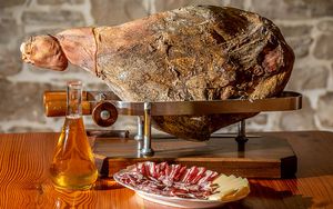 U tinjanskoj Hiži istarskog pršuta otvoren degustacijski dio i shop s delicijama