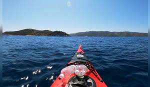 KAJAKAŠKA AVANTURA Mamin i tatin otok povezao kajakom