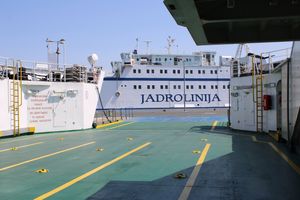 Deset godina od donošenja, započeli pregovori za novi Kolektivni ugovor u nacionalnoj linijskoj plovidbi