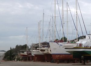 Planuo drveni brod u Lamjani!