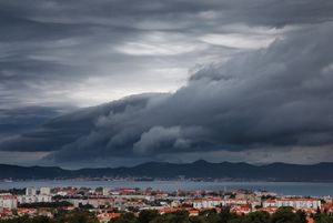 Stiže promjena vremena - Pljuskovi, neverini, grmljavina