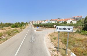 U prevrtanju teretnog vozila kod Šibenika ozlijeđeno troje Filipinaca