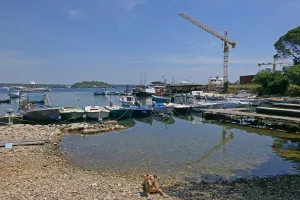 Ribari iz Pule ne žele napustiti područje brodogradilišta Tehnomont, na kojemu drže plovila