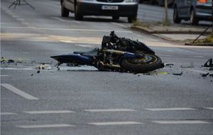 Poginuo mladi motociklist u Opuzenu - Pet osoba ozlijeđeno u teškoj prometnoj nesreći u Orašcu