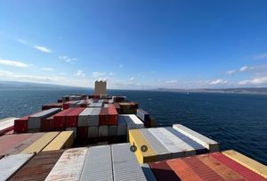 Turska povisila naknade za prolazak kroz tjesnace Bospor i Dardanele