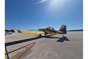 Punjenje zrakoplova AT-802 vodom iz zemaljskih pokretnih i nepokretnih spremnika