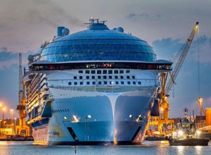 PET PUTA VEĆI I TEŽI OD TITANIKA! Brodograditelji dovršili najveći putnički brod na svijetu