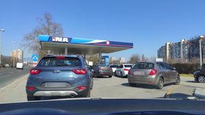 Na benzinskim pumpama nedjeljom peku i prodaju kruh!