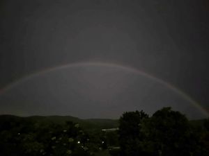 RIJETKA POJAVA Iznad Istre se sinoć pojavila mjesečeva duga!