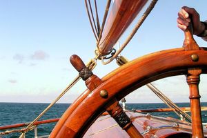 REAKCIJA KAPETANA: "Nemojte kapetanima zvati svakakve likove koji na moru rade gluposti!"