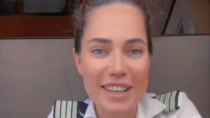 Stjuardesa na jahti se pohvalila napojnicom: "Od tog novca kupila sam auto, živio on meni sto godina!"