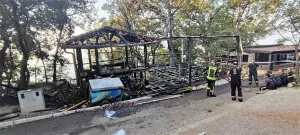 Noćas u Kostreni u potpunosti izgorio Sunset beach bar - U tijeku je očevid