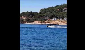 Divljanje jet skijem u Povilama