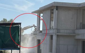 Državni inspektorat o Rajkovićevoj ilegalnoj nekretnini za Morski HR: "Investitor započeo s uklanjanjem građevina"