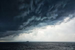 Nakon orkanskog juga, slijede obilni pljuskovi s grmljavinom