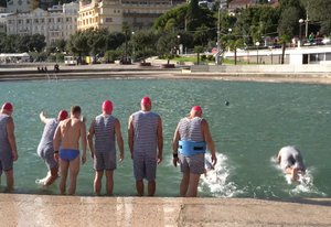 Opatijski kukali otvorili 20. sezonu zimskog kupanja