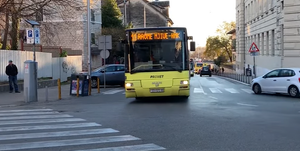Što se to dogodilo u splitskom autobusu? Putnici popadali, ima ozlijeđenih..