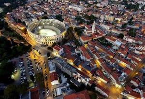 Muškarac ozlijeđen u požaru stana u Puli