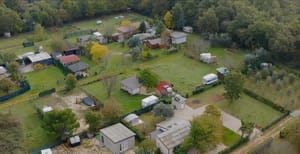 TIHA OKUPACIJA ISTRE Ovako iz zraka izgledaju bespravne građevine divljaka kod Umaga