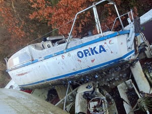 U Piranu uklonili sva napuštena plovila i stavili na hrpu: "Ukoliko ne možete dokazati vlasništvo, uništit ćemo ih i prodati!"