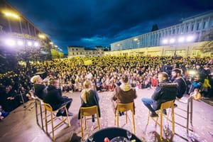Nevladina organizacija izbrojala i usporedila broj ljudi na prosvjedu nastavnika u Zagrebu i dočeku Baby Lasagne u Umagu