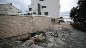 Oštećen prilazni put koji vodi do luksuznih vila u vlasništvu Luke Modrića