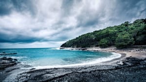 Kiša na jugu, a bura na sjeveru Jadrana