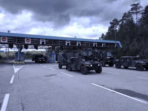 Idućih dana pojačan cestovni promet zbog prolaska vojnih vozila iz zadarske luke Gaženica