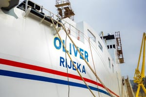 Sindikat pomoraca nakon zabrane isplovljavanja Olivera od strane inspektora: "Brodovi Jadrolinije ne smiju biti iznimka!"