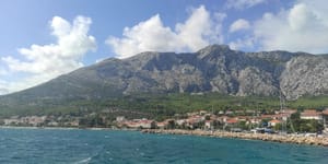 Sunčano uz još ponešto bure, u okretanju na maestral