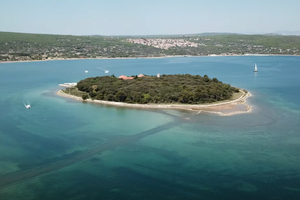 Akcija uređenja otočića Košljuna