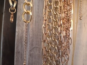 Dubrovčanin primio Bosanca i Hercegovca u stan, a on mu ukrao zlatni nakit