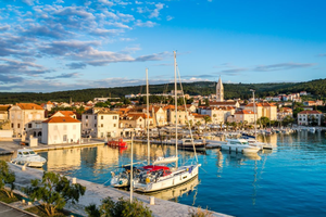 U Supetru je obilježeno 30 godina "Operacije Florian" - posebnog englesko-hrvatskog vatrogasnog partnerstva!