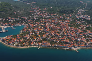 Akcija čišćenja uvale u Kalima na Ugljanu!