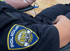 HUMANOST NA DJELU Splitski policajci, vatrogasci i motoristi daruju krv!