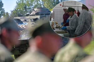 Na svečanom obilježavanju 33. obljetnice ustrojavanja, Hrvatska vojska narodu Pule i Splita dijeli vojnički grah