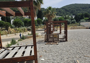 NERED U TOP UVALI Kupalište u dubrovačkoj uvali Lapad u raspadajućem stanju