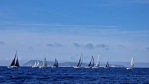 Jedrilica Dubrovnik pobjednik 33.Komiške regate