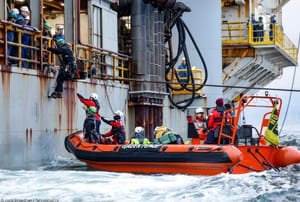 Aktivisti Greenpeacea od ranog jutra okupiraju plinsku platformu u Sjevernom moru