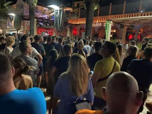 Na Hvaru novi prosvjed protiv nasilja, Ćurkoviću jednomjesečni istražni zatvor